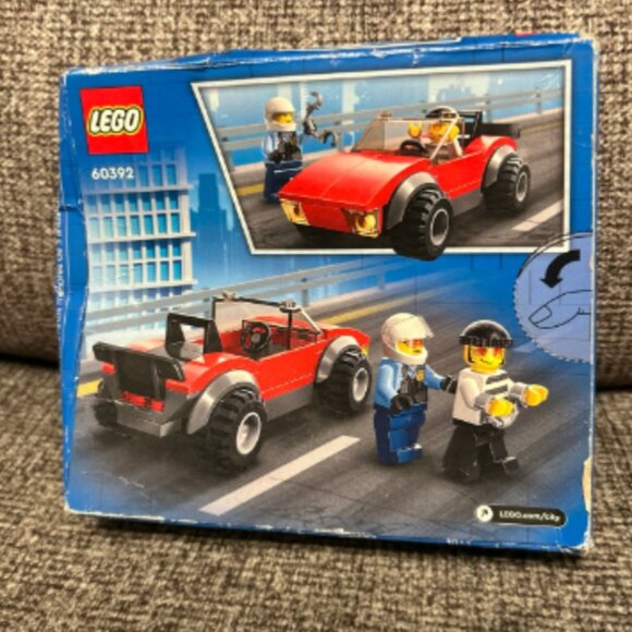 LEGO City Police Bike Car Chase Set 60392 NIB New in Box, See Notes - Picture 3 of 3